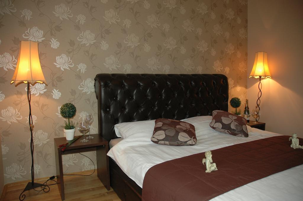 Guest House Maja Novi Sad Zimmer foto