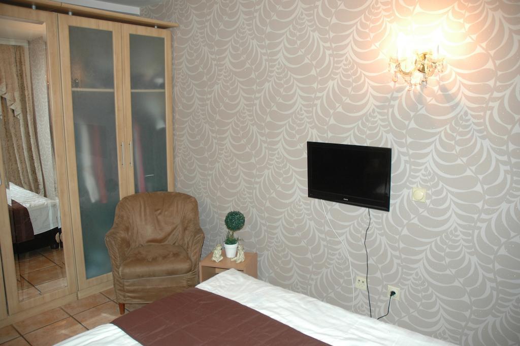 Guest House Maja Novi Sad Zimmer foto